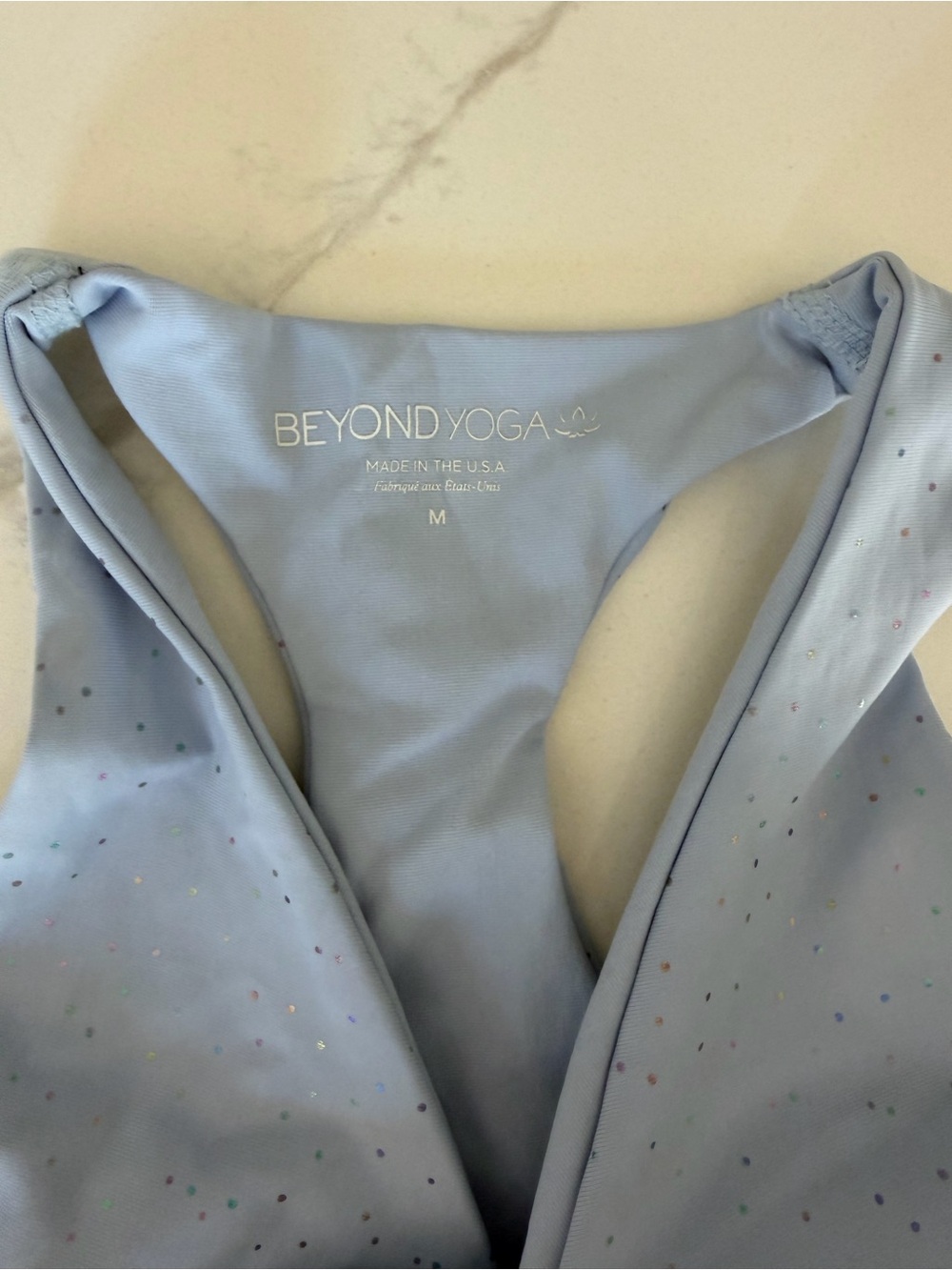 Beyond Yoga Twist Around Bra — Medium - Picture 3 of 5
